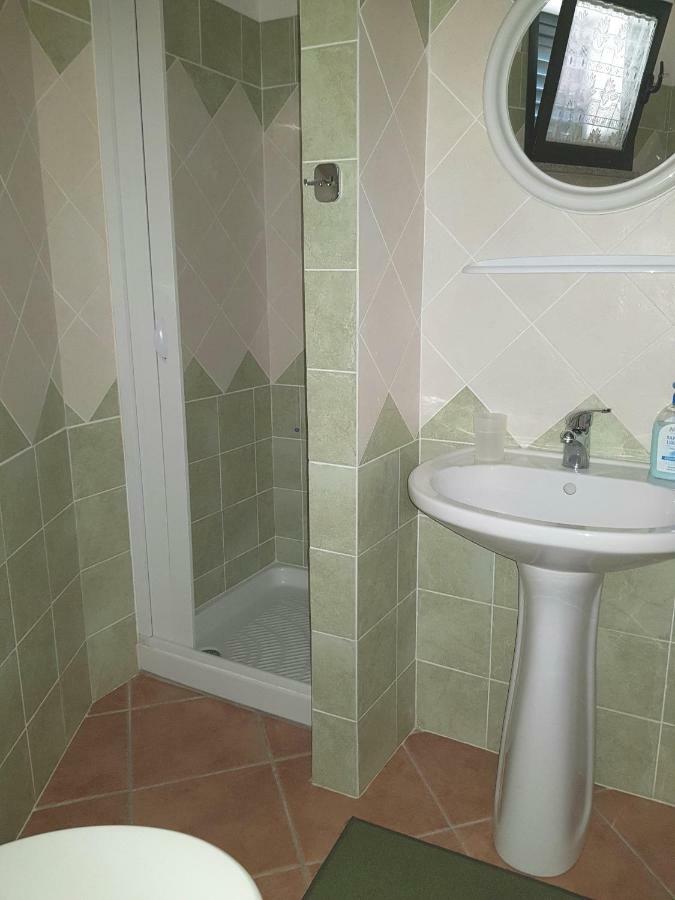Borgo Lu Canali Da Gavino Apartamento Badesi Exterior foto